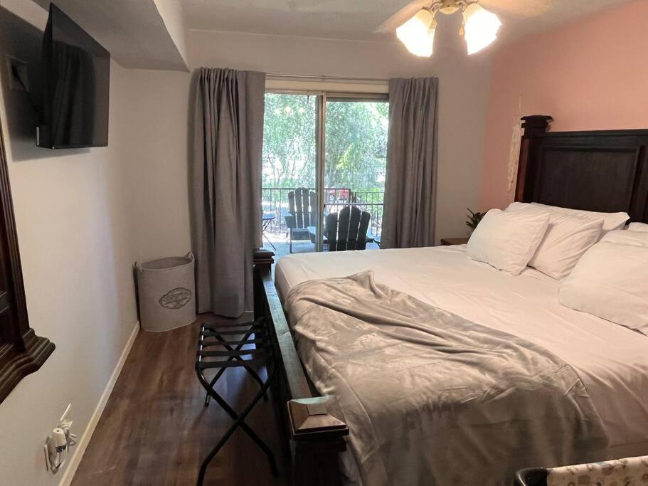 Healing Haven King Bed Suite Dallas Exterior foto