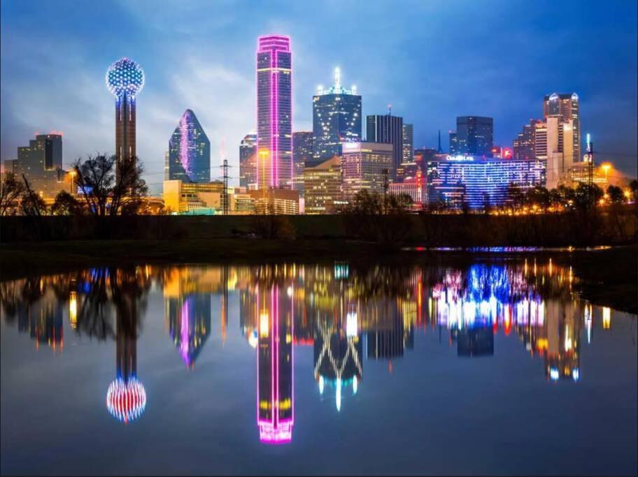 Healing Haven King Bed Suite Dallas Exterior foto